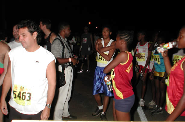 2002 Reggae Marathon & Half Marathon Photographs - Negril Travel Guide, Negril Jamaica WI - http://www.negriltravelguide.com - info@negriltravelguide.com...!