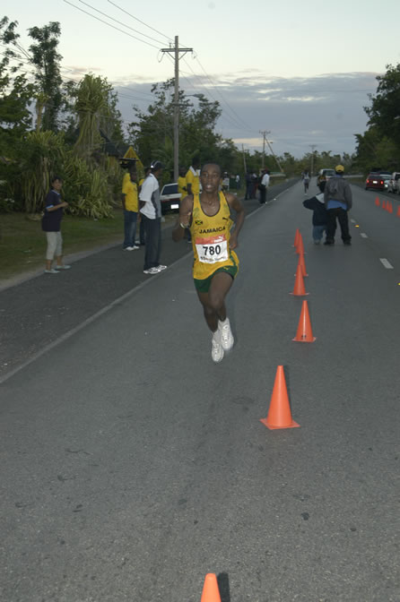 Reggae Marathon 2004 - Negril Travel Guide, Negril Jamaica WI - http://www.negriltravelguide.com - info@negriltravelguide.com...!