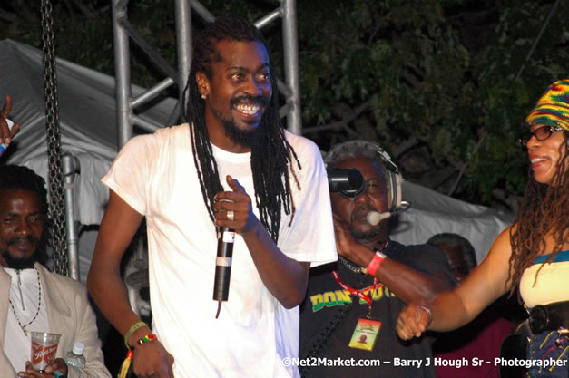 Beeniw Man & Barbee  - Red Stripe Reggae Sumfest 2007 - Zenith - Saturday, July 21, 2007 - Catherine Hall, Montego Bay, St James, Jamaica W.I. - Negril Travel Guide, Negril Jamaica WI - http://www.negriltravelguide.com - info@negriltravelguide.com...!