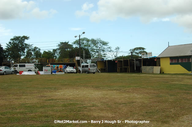 Venue Under Construction - Wednesday, July 18, 2007 - Red Stripe Reggae Sumfest at Catherine Hall, Montego Bay, St Jamaica, Jamaica W.I. - Negril Travel Guide.com, Negril Jamaica WI - http://www.negriltravelguide.com - info@negriltravelguide.com...!