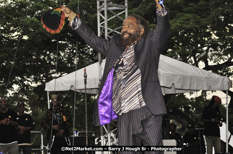 John Holt @ Red Stripe Reggae Sumfest 2008 International Night 2, Catherine Hall, Montego Bay - Saturday, July 19, 2008 - Reggae Sumfest 2008 July 13 - July 19, 2008 - Photographs by Net2Market.com - Barry J. Hough Sr. Photojournalist/Photograper - Photographs taken with a Nikon D300 - Negril Travel Guide, Negril Jamaica WI - http://www.negriltravelguide.com - info@negriltravelguide.com...!