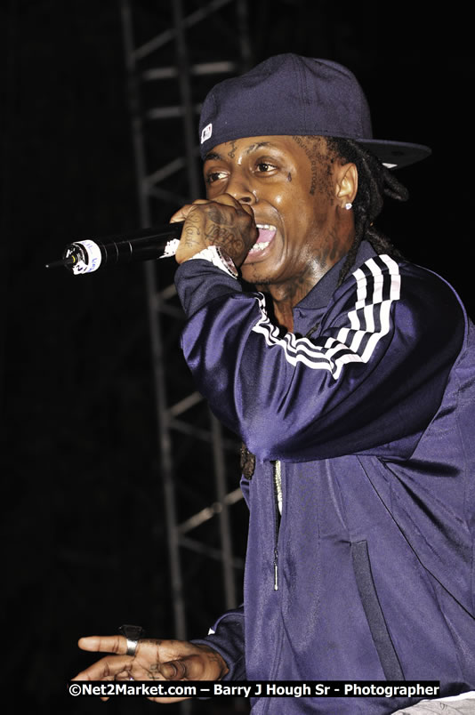 Lil Wayne @ Red Stripe Reggae Sumfest 2008 International Night 2, Catherine Hall, Montego Bay - Saturday, July 19, 2008 - Reggae Sumfest 2008 July 13 - July 19, 2008 - Photographs by Net2Market.com - Barry J. Hough Sr. Photojournalist/Photograper - Photographs taken with a Nikon D300 - Negril Travel Guide, Negril Jamaica WI - http://www.negriltravelguide.com - info@negriltravelguide.com...!