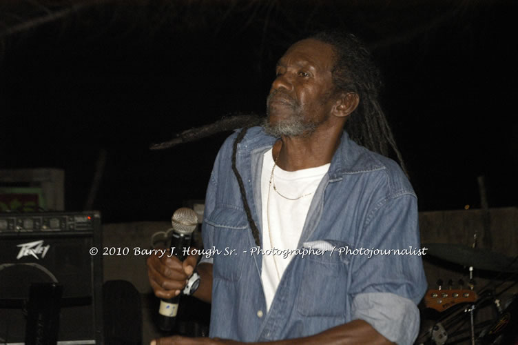 Toots and the Maytals - Grammy Award Winner @ Negril Fest - Presented by Money Cologne Promotions - Special Guest Star Jamaica Michael Jackson, Stama, Adeebe - Backed by Hurricane Band, MC Rev. BB on January 6, 2010 @ Roots Bamboo, Norman Manley Boulevard, Negril, Westmoreland, Jamaica W.I. - Photographs by Net2Market.com - Barry J. Hough Sr, Photographer/Photojournalist - The Negril Travel Guide - Negril's and Jamaica's Number One Concert Photography Web Site with over 40,000 Jamaican Concert photographs Published -  Negril Travel Guide, Negril Jamaica WI - http://www.negriltravelguide.com - info@negriltravelguide.com...!