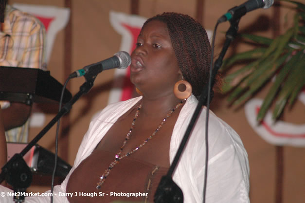 Queen Ifrica @ Western Consciousness 2007 - Presented by King of Kings Productons - Saturday, April 28, 2007 - Llandilo Cultural Centre, Savanna-La-Mar, Westmoreland, Jamaica W.I. - Negril Travel Guide, Negril Jamaica WI - http://www.negriltravelguide.com - info@negriltravelguide.com...!