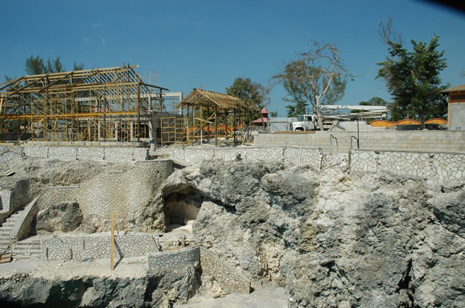 W orld Famous - Rick's Cafe - Negril's West End Cliffs - Rebuilding After Ivan  - Negril Travel Guide, Negril Jamaica WI - http://www.negriltravelguide.com - info@negriltravelguide.com...!