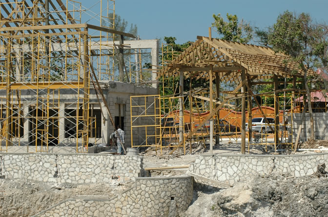 W orld Famous - Rick's Cafe - Negril's West End Cliffs - Rebuilding After Ivan  - Negril Travel Guide, Negril Jamaica WI - http://www.negriltravelguide.com - info@negriltravelguide.com...!