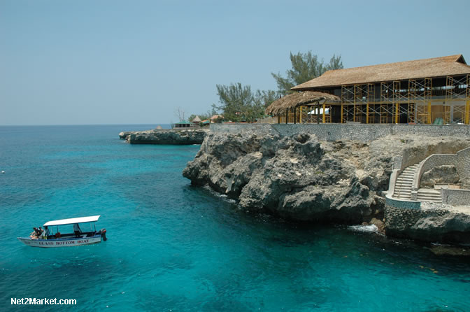 World Famous Rick's Cafe - Negril's West End Cliffs - Rebuilding After Ivan - Negril Travel Guide, Negril Jamaica WI - http://www.negriltravelguide.com - info@negriltravelguide.com...!